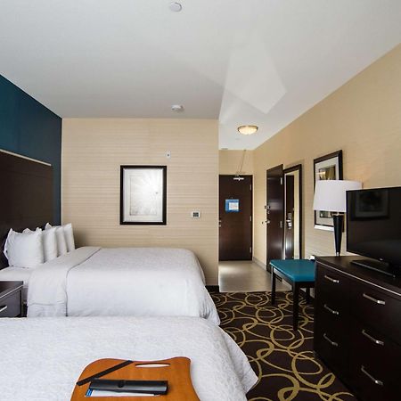Hampton Inn & Suites East Gate Regina Exteriör bild