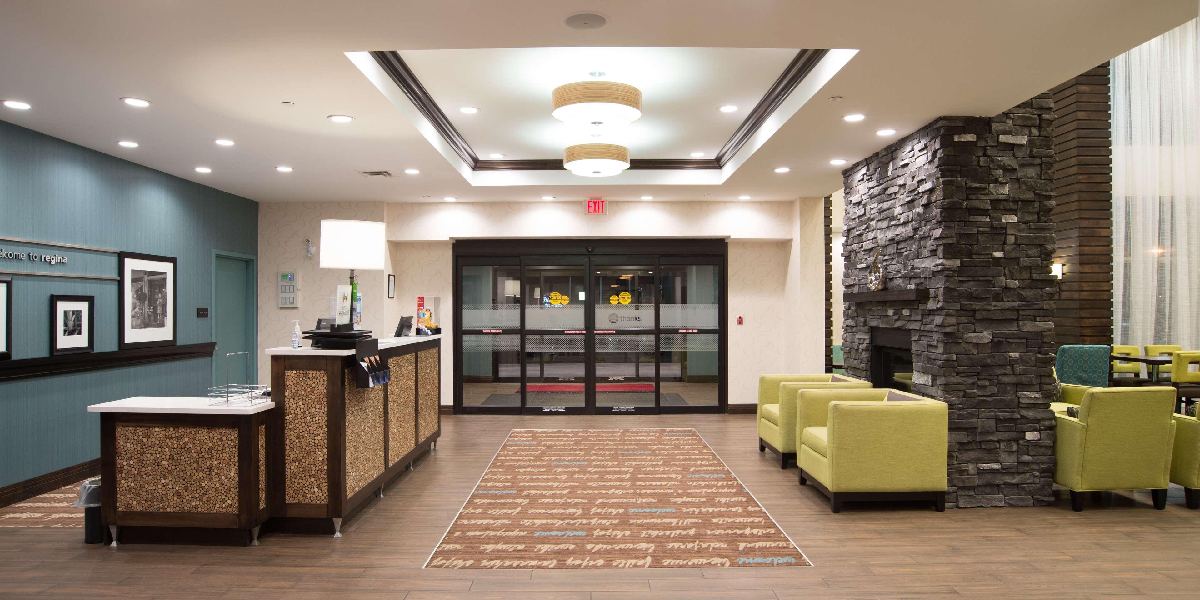 Hampton Inn & Suites East Gate Regina Exteriör bild