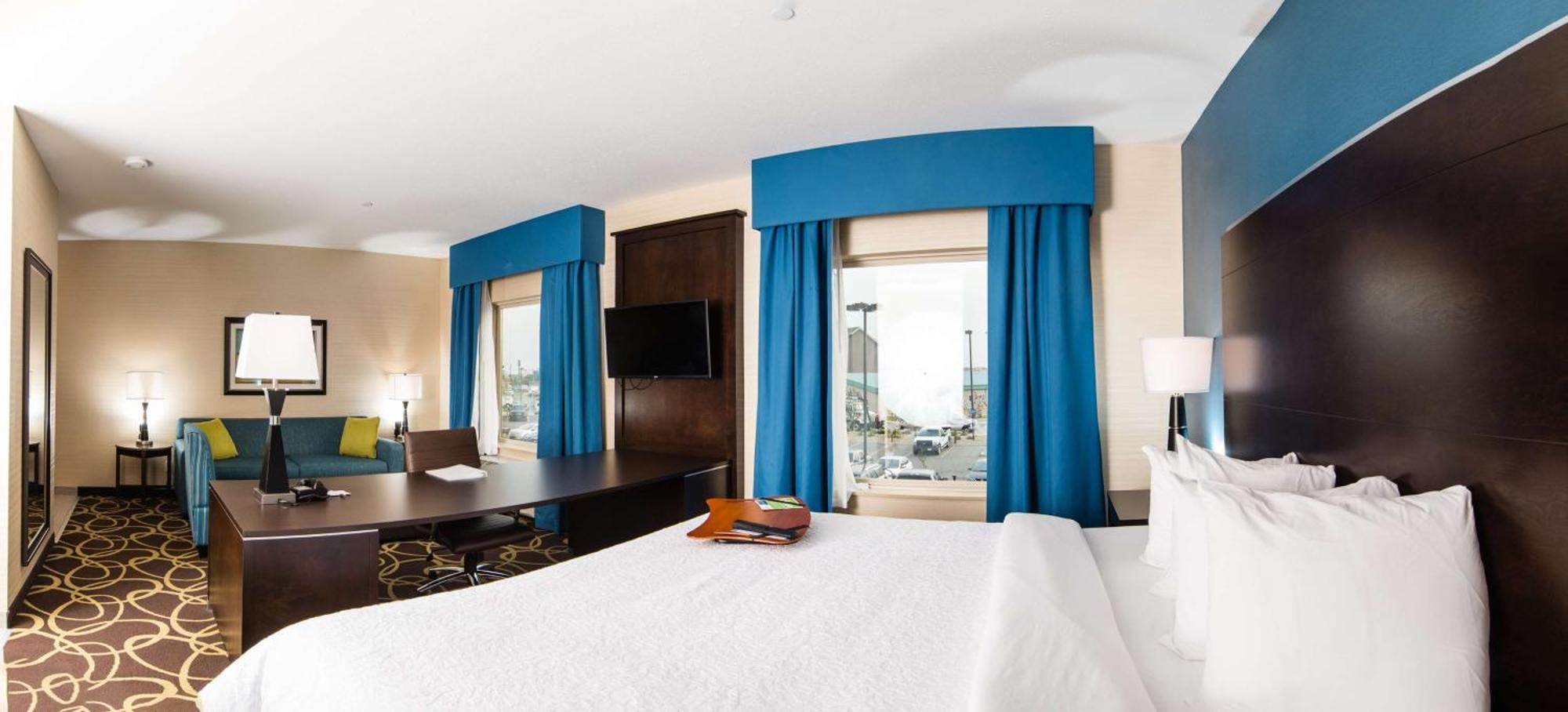 Hampton Inn & Suites East Gate Regina Exteriör bild