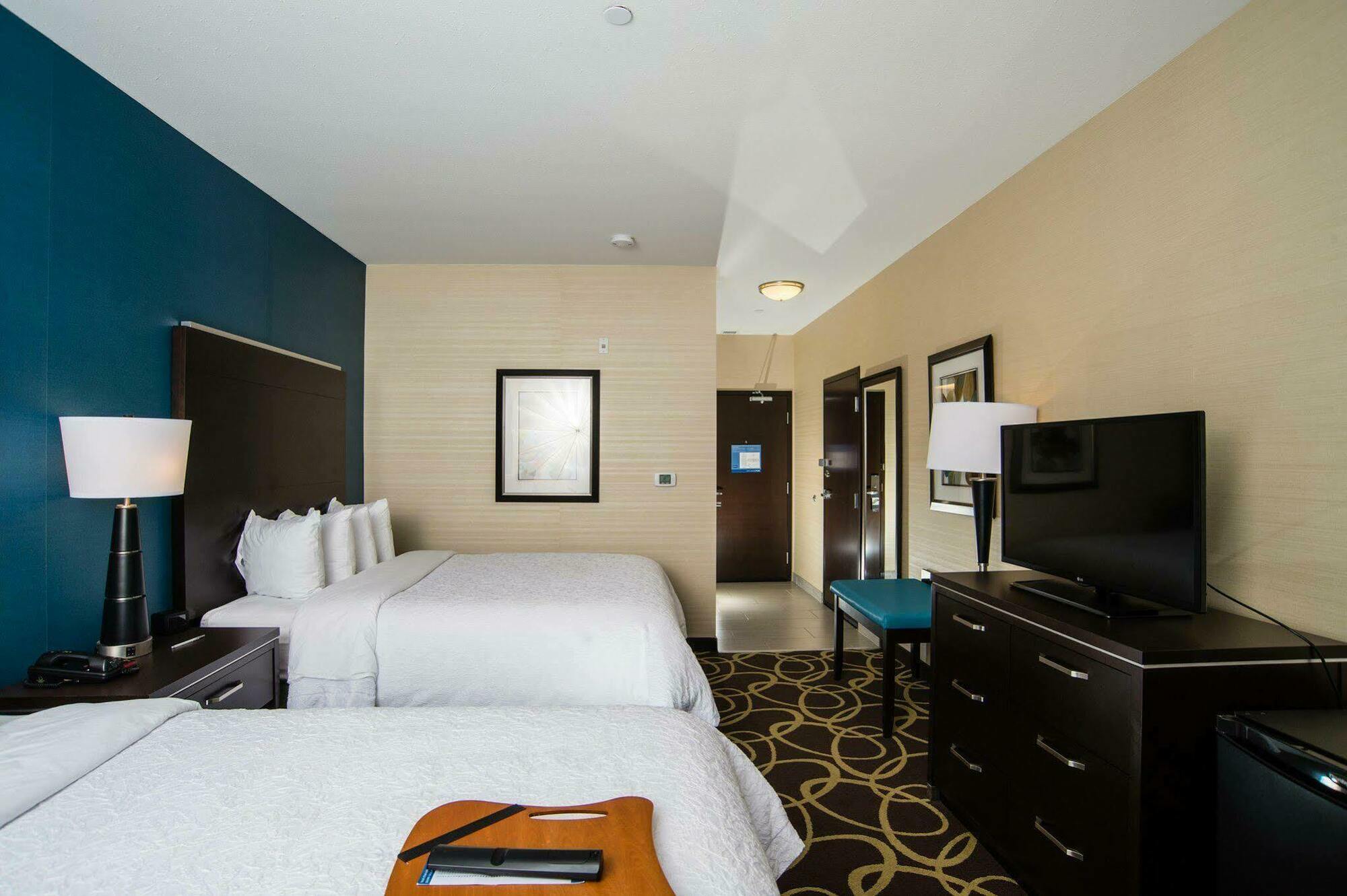 Hampton Inn & Suites East Gate Regina Exteriör bild